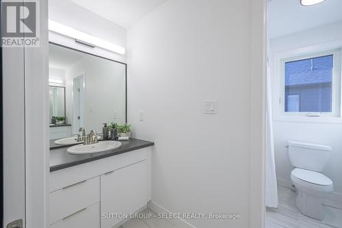 118 Timberwalk Trail, Middlesex Centre (Ilderton), ON - Indoor Photo Showing Bathroom