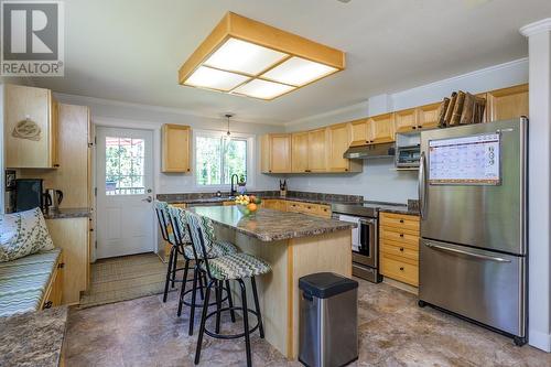 8780 Robson Road, Prince George, BC - Indoor Photo Showing Kitchen