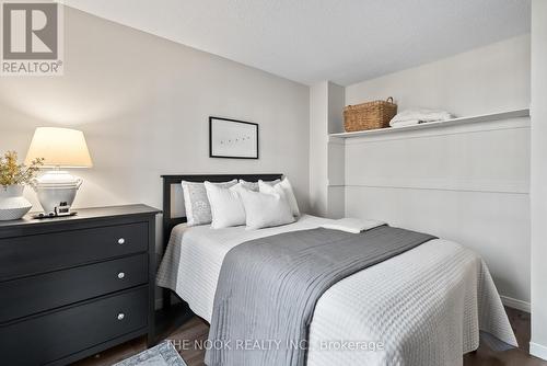 1097 St Andrews Court, Oshawa (Donevan), ON - Indoor Photo Showing Bedroom