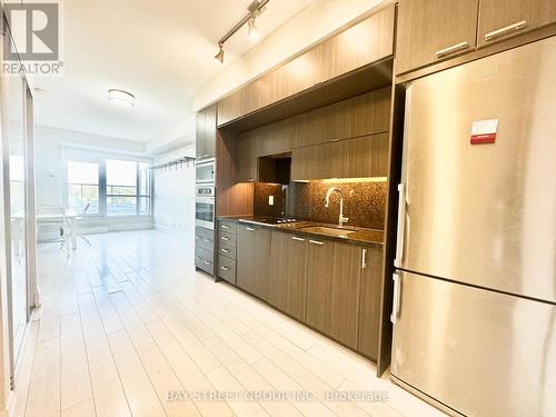 316 - 120 Harrison Garden Boulevard, Toronto (Willowdale East), ON - Indoor Photo Showing Kitchen