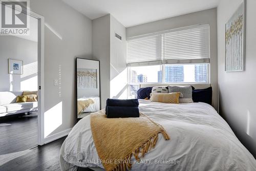 1019 - 1030 King Street W, Toronto, ON - Indoor Photo Showing Bedroom