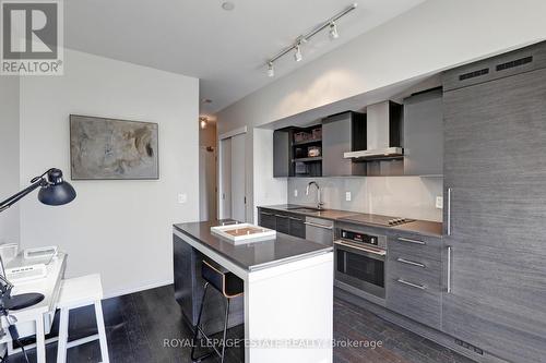 1019 - 1030 King Street W, Toronto, ON - Indoor Photo Showing Kitchen