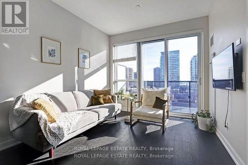 1019 - 1030 King Street W, Toronto, ON - Indoor Photo Showing Living Room