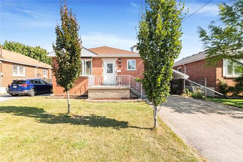 33 Alderney Avenue, Hamilton, ON 