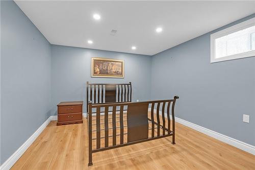 106 Fernwood Crescent, Hamilton, ON - Indoor Photo Showing Other Room