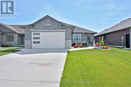 101 Kamal Drive, Sarnia, ON - Outdoor