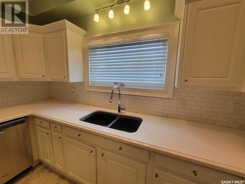 300 Main Street, Wilkie, SK - Indoor Photo Showing Kitchen With Double Sink