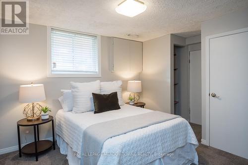 25 Duchess Drive, Cambridge, ON - Indoor Photo Showing Bedroom