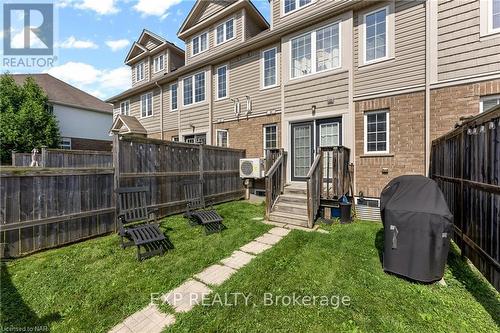 13B - 15 Carere Crescent, Guelph (Brant), ON - Outdoor