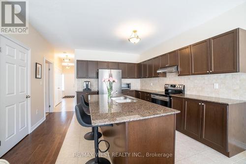 4422 Mann Street, Niagara Falls (Chippawa), ON - Indoor Photo Showing Kitchen With Double Sink