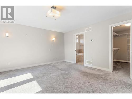 638 Long Ridge Drive, Kelowna, BC - Indoor Photo Showing Other Room