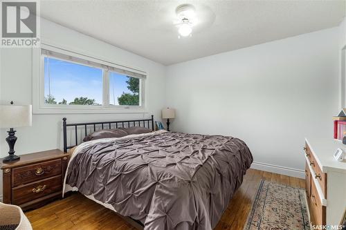 6814 Dalgliesh Drive, Regina, SK - Indoor Photo Showing Bedroom