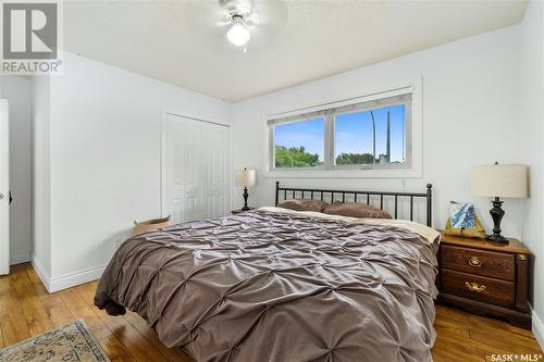 6814 Dalgliesh Drive, Regina, SK - Indoor Photo Showing Bedroom