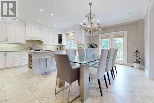 64 Woodland Hills Boulevard, Aurora, ON - Indoor Photo Showing Dining Room