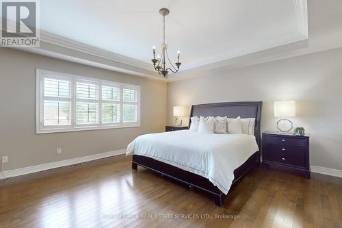 64 Woodland Hills Boulevard, Aurora, ON - Indoor Photo Showing Bedroom