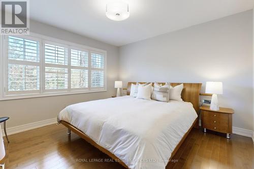 64 Woodland Hills Boulevard, Aurora, ON - Indoor Photo Showing Bedroom