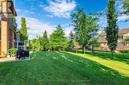 64 Woodland Hills Boulevard, Aurora, ON - Outdoor