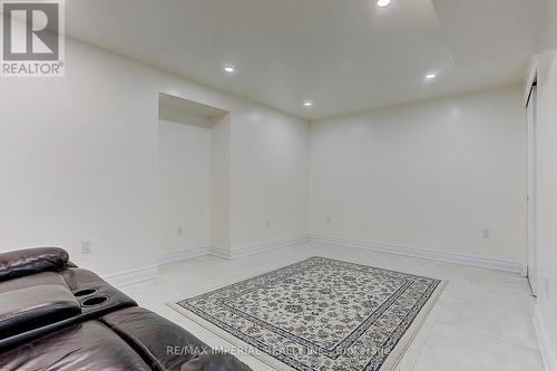 29 Aloe Avenue, Richmond Hill (Oak Ridges Lake Wilcox), ON - Indoor Photo Showing Other Room