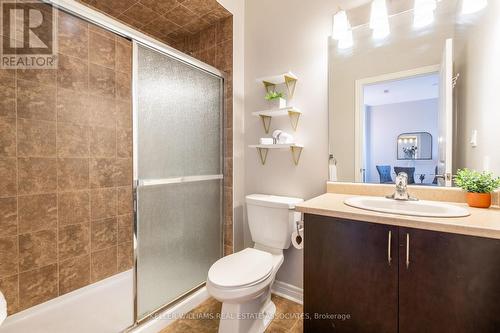 208 - 33 Whitmer Street, Milton (Scott), ON - Indoor Photo Showing Bathroom