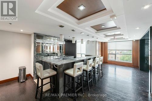 710 - 2480 Prince Michael Drive, Oakville, ON - Indoor Photo Showing Dining Room