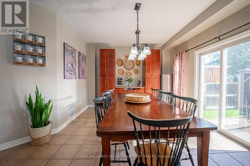 19 Serena Lane, Barrie (Painswick South), ON - Indoor Photo Showing Dining Room