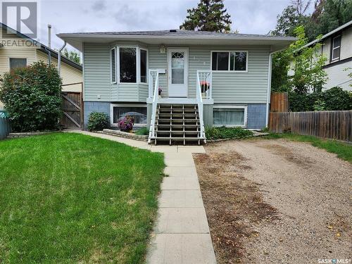 129 L Avenue S, Saskatoon, SK - Outdoor