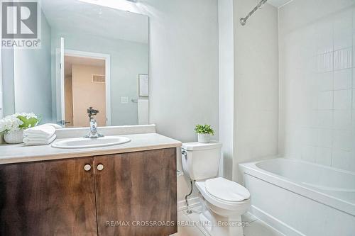 480 Queen Mary Drive, Brampton (Northwest Brampton), ON - Indoor Photo Showing Bathroom