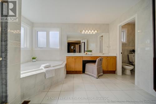 99 Gidleigh Park Crescent, Vaughan, ON - Indoor Photo Showing Bathroom