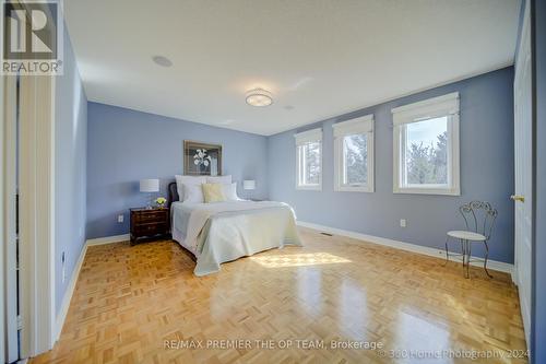 99 Gidleigh Park Crescent, Vaughan, ON - Indoor Photo Showing Bedroom