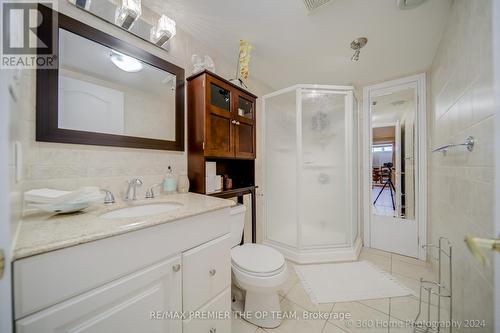 99 Gidleigh Park Crescent, Vaughan (Islington Woods), ON - Indoor Photo Showing Bathroom