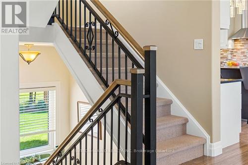 110 Sunset Boulevard, Georgian Bluffs, ON - Indoor Photo Showing Other Room