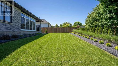 17 Edgeview Crescent, Middlesex Centre (Komoka), ON - Outdoor