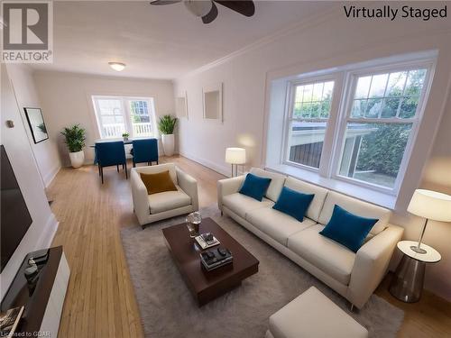 390 Brock Street, Fergus, ON - Indoor Photo Showing Living Room