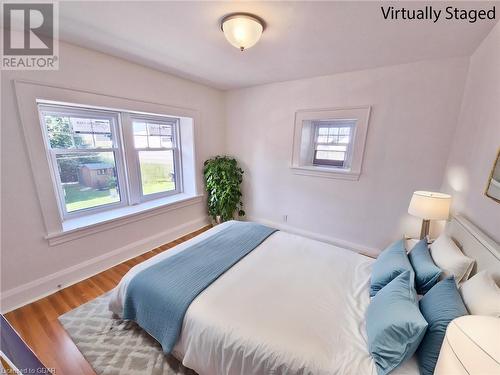 390 Brock Street, Fergus, ON - Indoor Photo Showing Bedroom