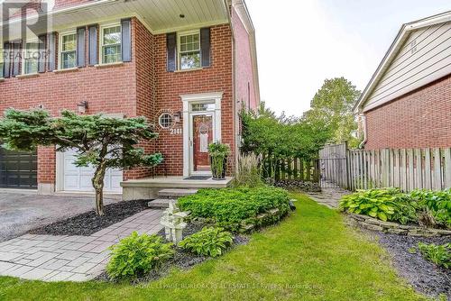 2141 Ghent Avenue, Burlington, ON - Outdoor