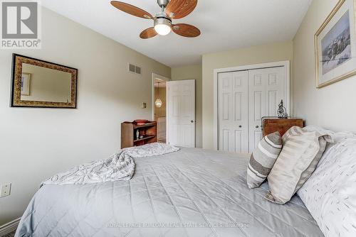 2141 Ghent Avenue, Burlington, ON - Indoor Photo Showing Bedroom