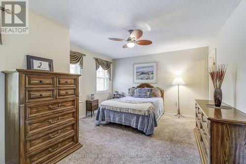 2141 Ghent Avenue, Burlington, ON - Indoor Photo Showing Bedroom