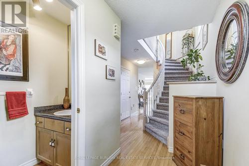 2141 Ghent Avenue, Burlington, ON - Indoor Photo Showing Other Room