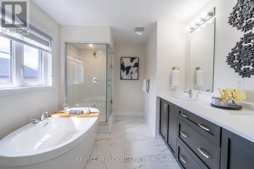 42 Frost Street, Brampton (Credit Valley), ON - Indoor Photo Showing Bathroom