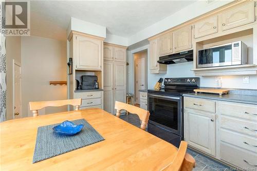 101 Dorothea Drive, Saint John, NB - Indoor Photo Showing Kitchen