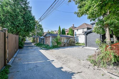 68 Kinrade Avenue, Hamilton, ON - Outdoor