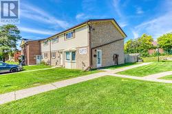 16 - 144 JANSEN AVENUE  Kitchener, ON N2A 2L7