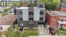 9 SPADINA AVENUE  Ottawa, ON K1Y 2B8