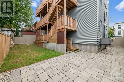 9 Spadina Avenue, Ottawa, ON - Outdoor