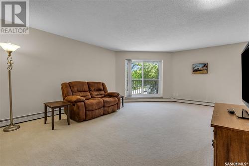 204 717 Victoria Avenue, Saskatoon, SK - Indoor