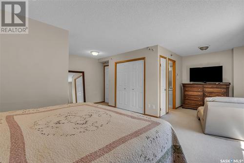 204 717 Victoria Avenue, Saskatoon, SK - Indoor Photo Showing Bedroom