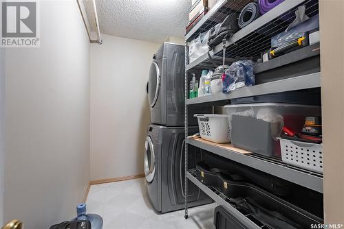 204 717 Victoria Avenue, Saskatoon, SK - Indoor Photo Showing Laundry Room