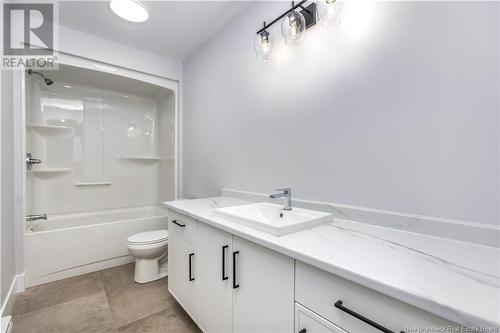 65 Belfry Street, Moncton, NB - Indoor Photo Showing Bathroom