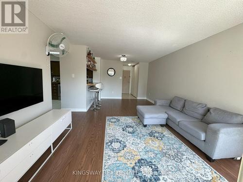 201 - 700 Constellation Drive S, Mississauga, ON 