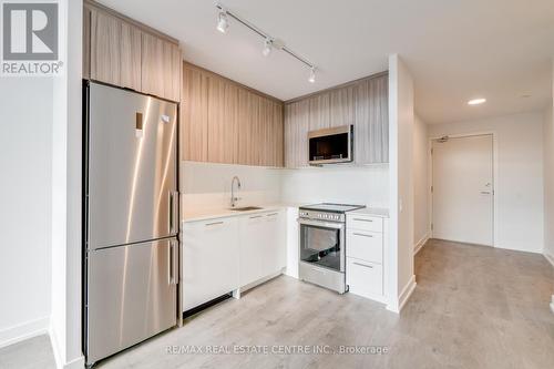 311 - 225 Veterans Drive, Brampton, ON - Indoor Photo Showing Kitchen With Stainless Steel Kitchen